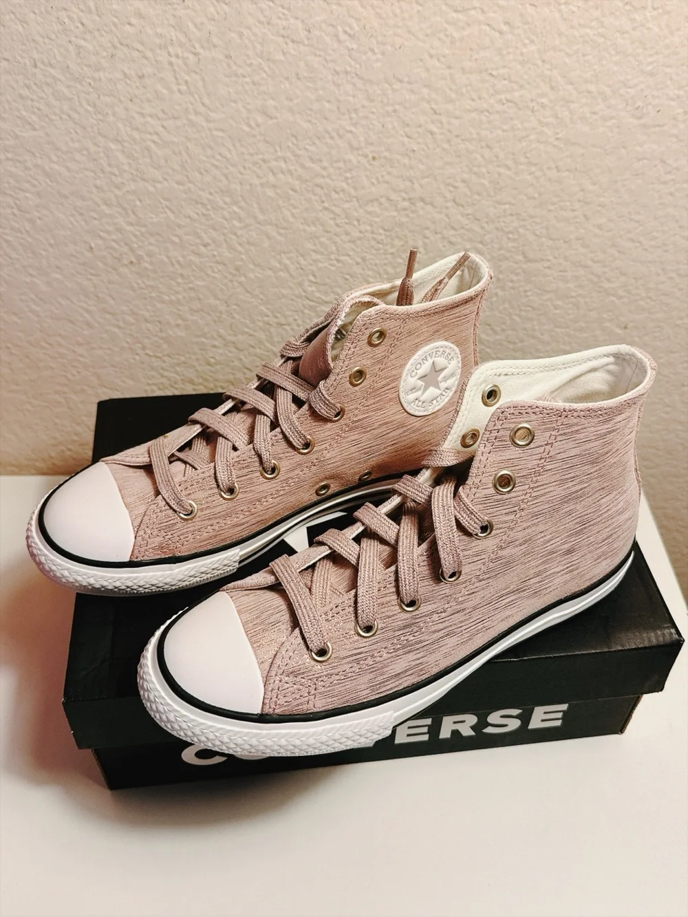 Converse Chuck Taylor All Star High Top Rose Gold Metallic Junior 3 662800C NIB